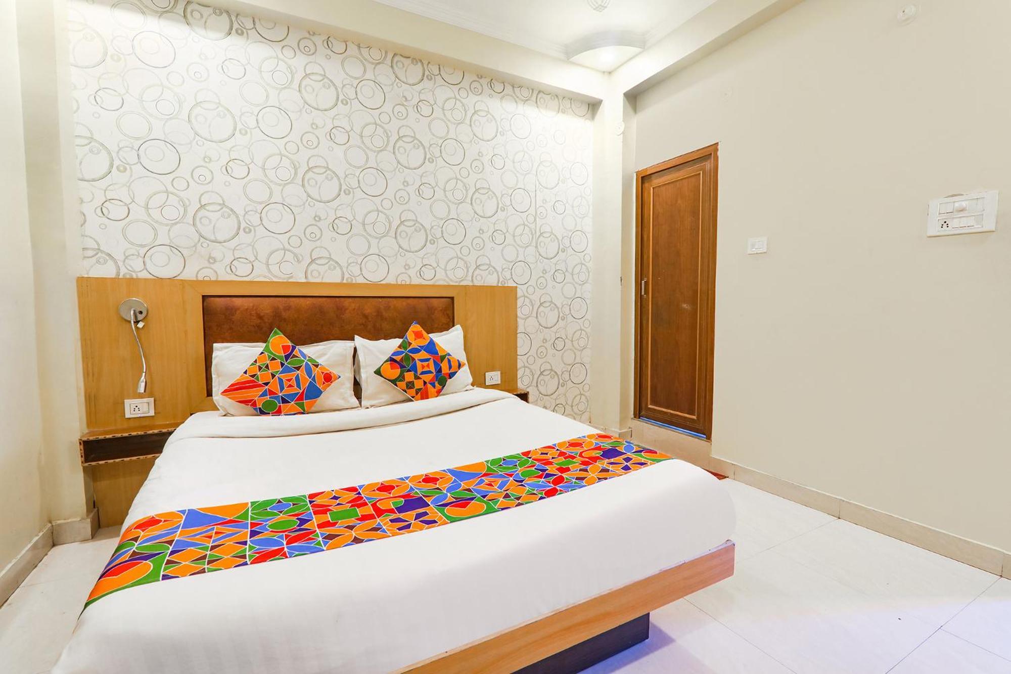Fabexpress Magadh Glory Hotel Khagaul Bagian luar foto